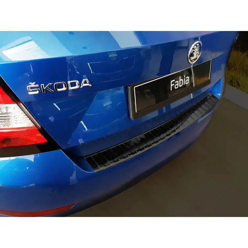 Lastebeskytter Skoda Fabia Iii Hatchback 18-21 Stål Svart