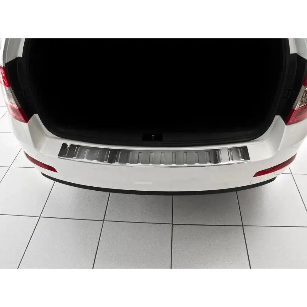 Lastebeskytter Skoda Octavia Iii Combi 13-16 Stål Sølv Sateng
