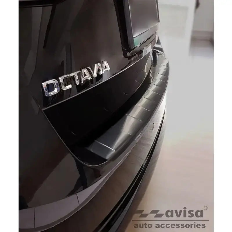 Lastebeskytter Skoda Octavia Iv Combi 19- Stål Svart