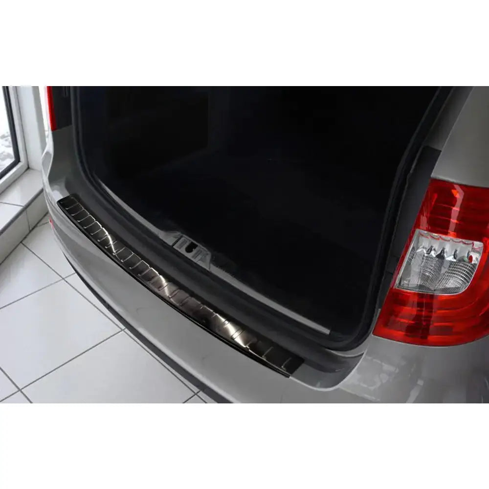 Lastebeskytter Skoda Superb Combi 13-15 Stål Svart