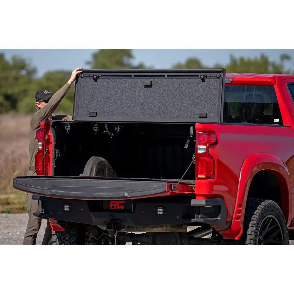 Tøff Tri-fold Flip opp Hardt Deksel for Gmc Sierra 1500 19-