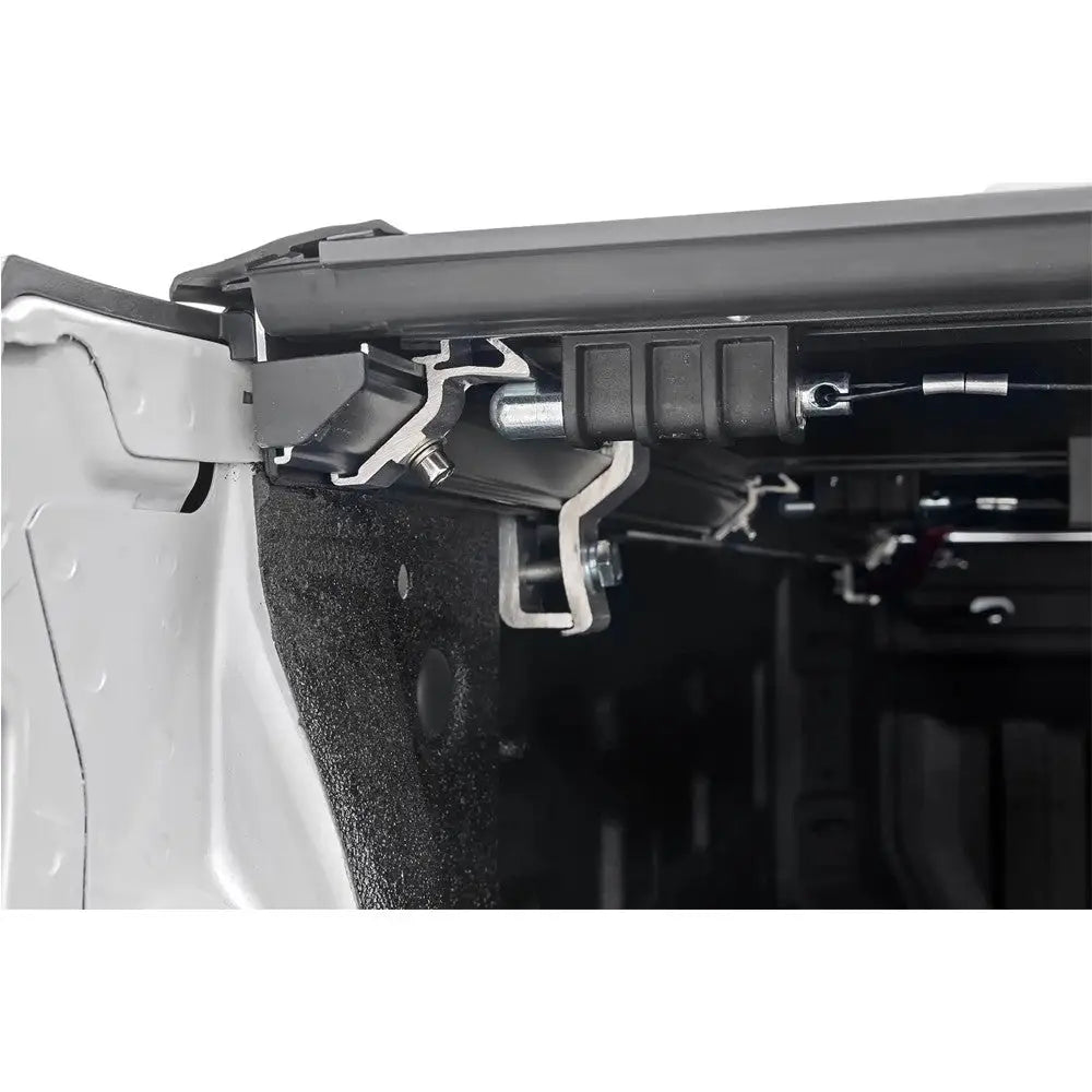 Tøff Tri-fold Lavprofil Hardtop for Rough Country 6’4’’ - Ram 2500 10-22