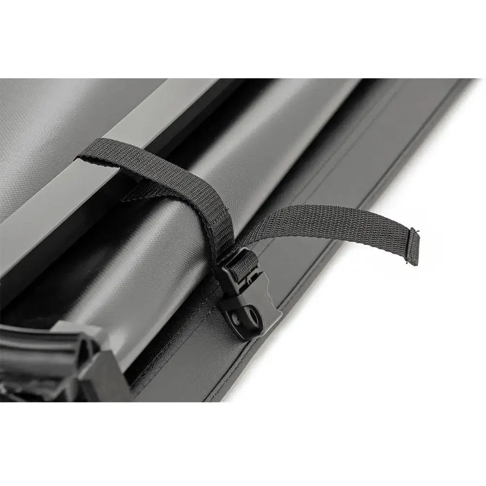 Tri-fold Soft Cover Rough Country 5’9’’ - Chevrolet Silverado 1500 14-19