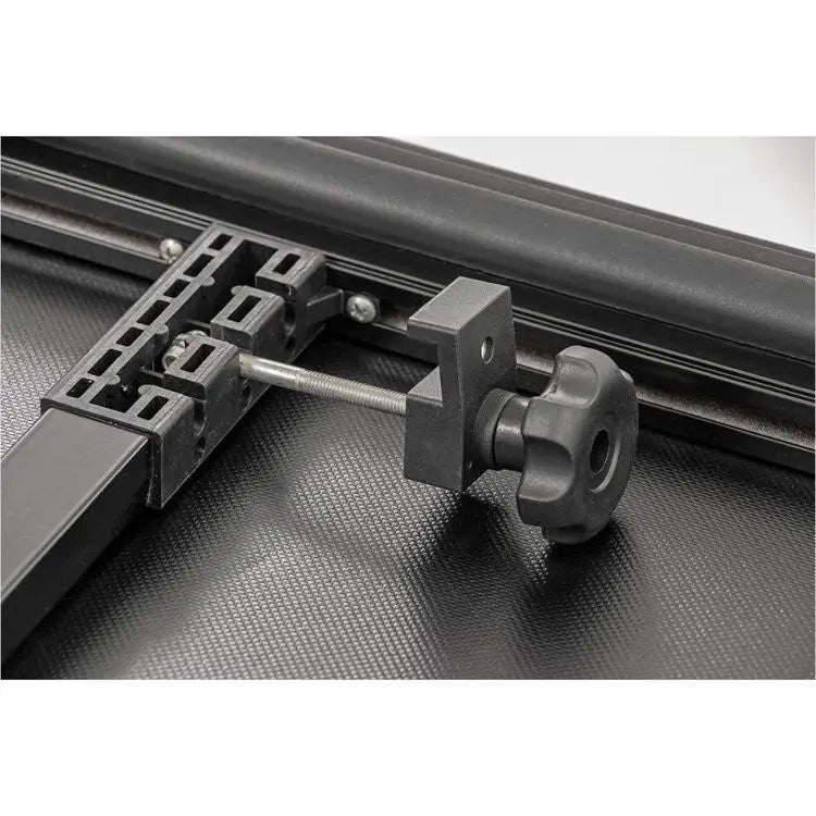 Trifold Myk Deksel Rough Country 6’7’’ - Ford F150 Lightning 22’’