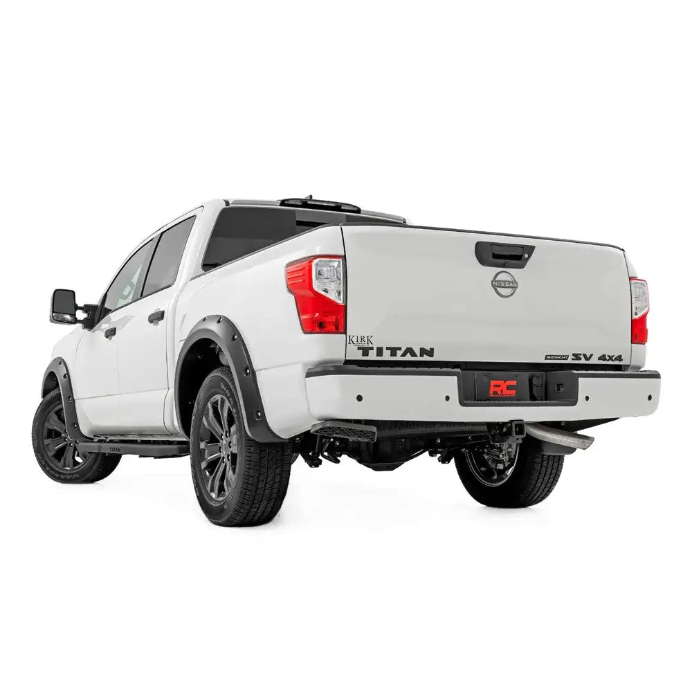 Utvidelsessett for Framskjermer og Baksjerm - Nissan Titan 16-