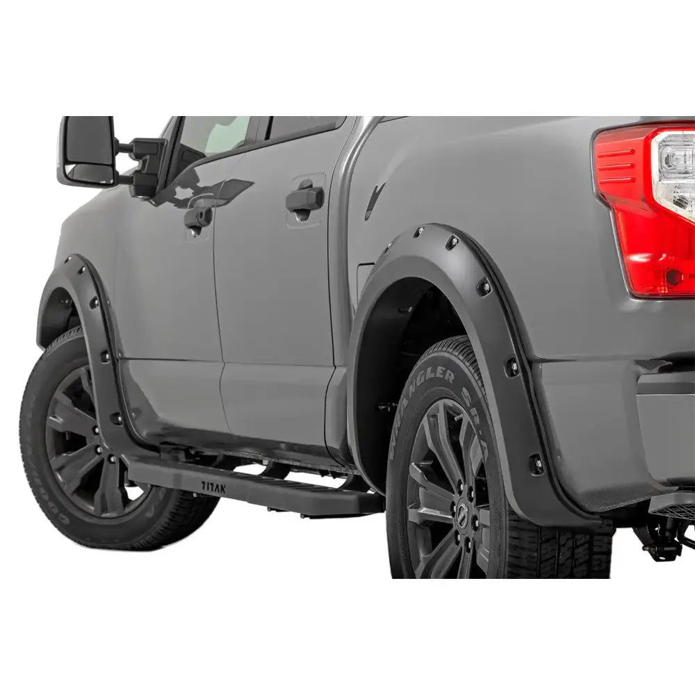 Utvidelsessett for Framskjermer og Baksjerm - Nissan Titan 16-