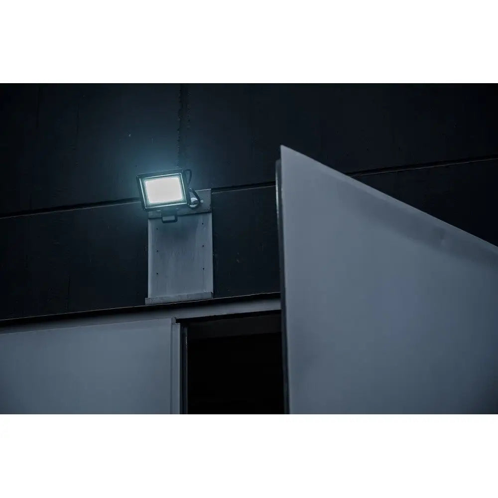 Vegglampe Led Jaro 7060 p med Bevegelsessensor 5800lm 50w